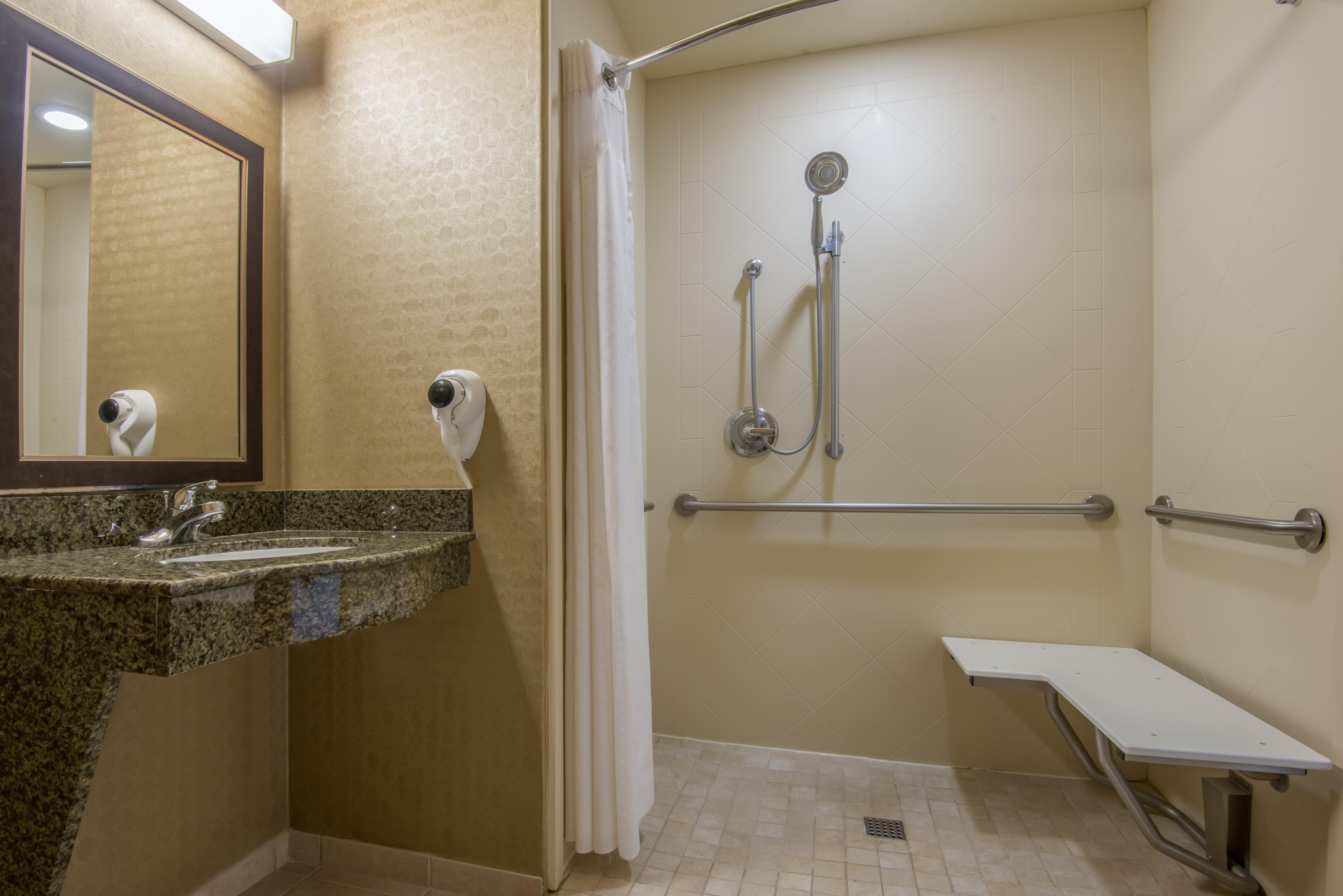 Holiday Inn Express & Suites Clovis By Ihg Exterior foto