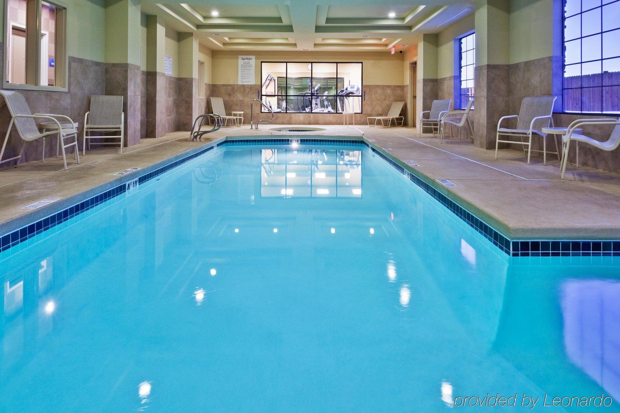 Holiday Inn Express & Suites Clovis By Ihg Einrichtungen foto